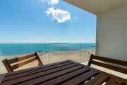 aliz-apartamente-eforie-nord-cazare-la-mare-aproape-de-plaja-pe-plaja-5